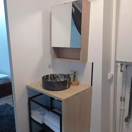 아파트 Les Reserves Du Beffroi 아이레수르라리스